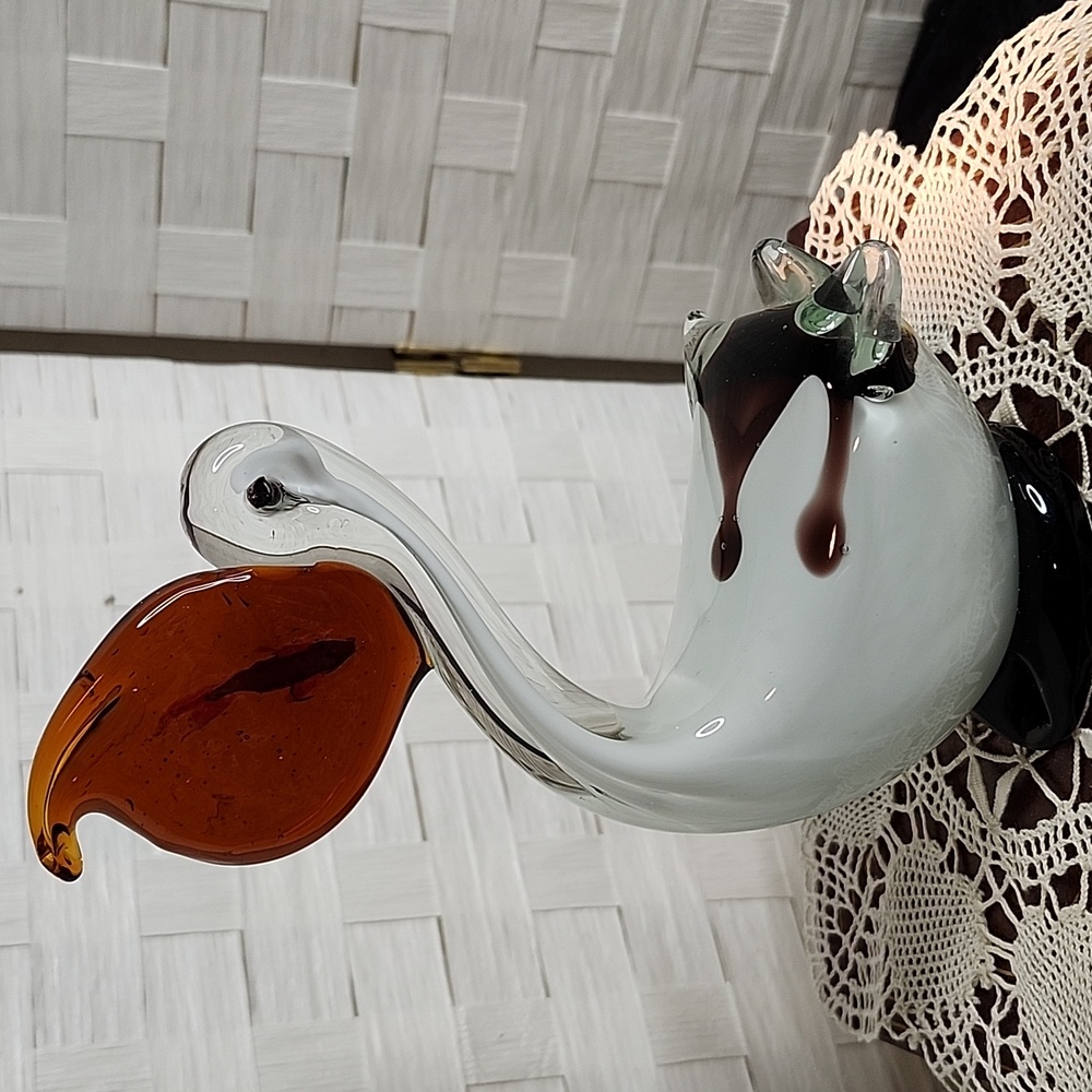 👉*ART GLASS* PELICAN W/ ORANGE FISH IN MOUTH ~HANDBLOWN - Picture 4 of 7